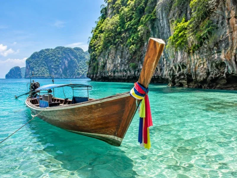 Longtail privado a Maya Bay y Pileh Lagoon